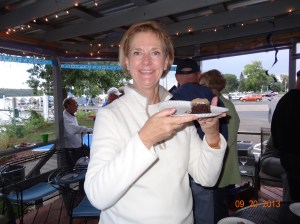 Rae having some of the delish cake!