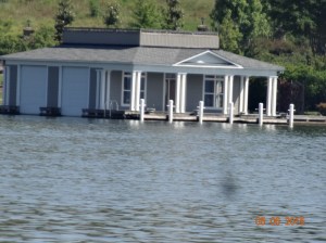 20150506 boat house (8)
