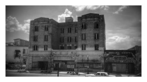 Old hotel, now a deraleck