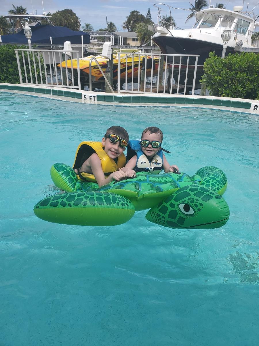 20200306 Swimming on the Turtle