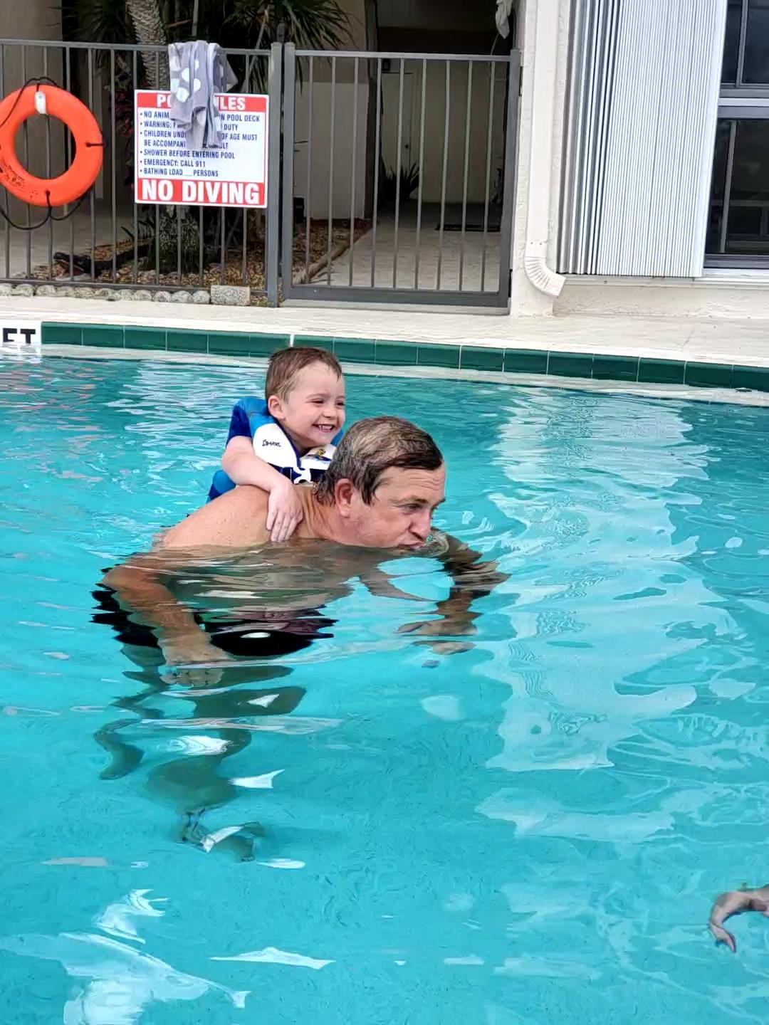 20200314 On Papa boat